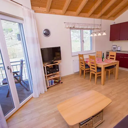 Weingut Und Gutsschaenke Marco Daun Burg (Bernkastel-Wittlich)
