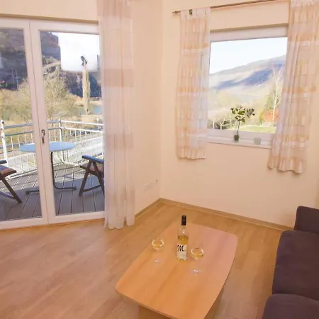 Apartment Weingut Und Gutsschaenke Marco Daun Burg (Bernkastel-Wittlich)