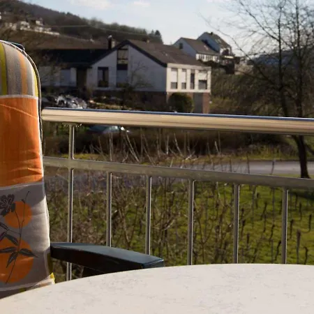 Weingut Und Gutsschaenke Marco Daun Apartment *