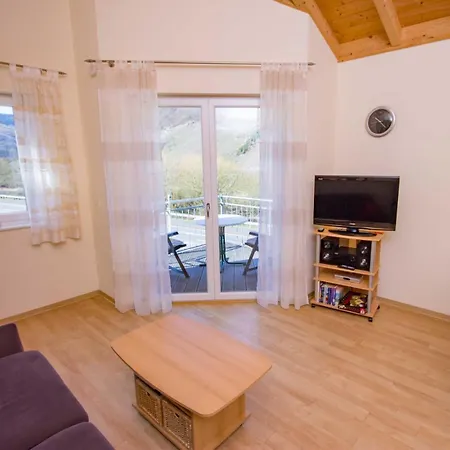 Weingut Und Gutsschaenke Marco Daun Apartment